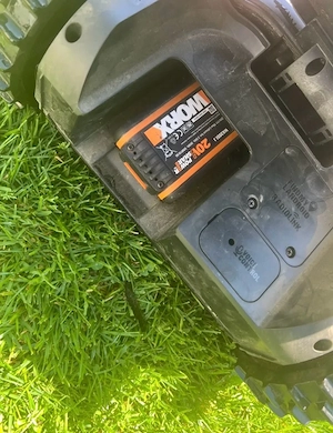 Worx Landroid M Mähroboter Bild 2