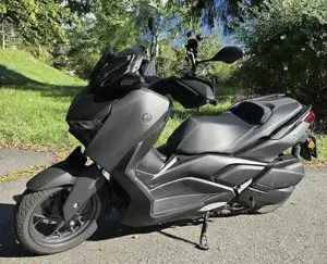 Yamaha XMAX 300   Sonic Grey   Erstbesitz   nur 7.924 km   Griffheizung Bild 6