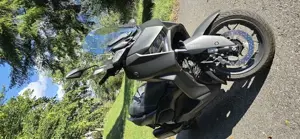 Yamaha XMAX 300   Sonic Grey   Erstbesitz   nur 7.924 km   Griffheizung Bild 7