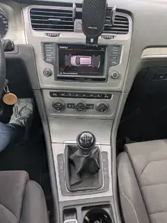 VW Golf 1,6 TDI mit Standheizung Bild 8