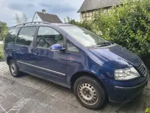 VW Sharan 2.0 TDI Kombi   Family Van Bild 4