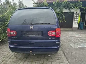 VW Sharan 2.0 TDI Kombi   Family Van Bild 3