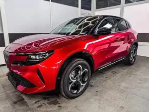 Alfa Romeo Junior SPORT SPECIALE DCT ACC MATRIX NAVI KEYLESS 1.2 ...