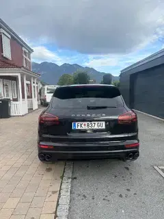 Porsche Cayenne Platinum Bild 4