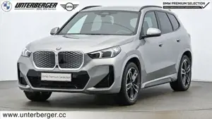BMW iX1 xDrive30 M Sportpaket // elekt. Anhängerkupplung // Innofvations Paket