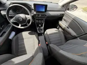 Dacia Sandero Bild 6