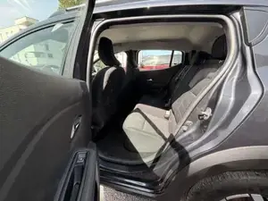 Dacia Sandero Bild 7
