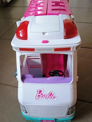 Barbie Rettungsbus Bild 5
