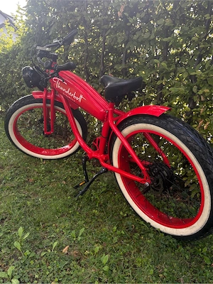 Thunderbolt Elektrofahrrad   Rot Bild 2