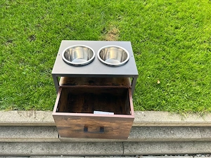 Hunde Futter Station Bild 2