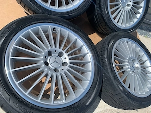 Mercedes AMG Felgen Styling V Bild 2