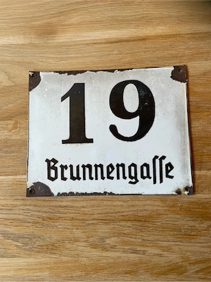 Email Schild 
