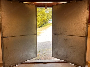 Garagentor mit Holzverkleidung  Bild 2