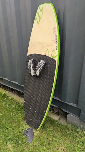 Kiteboard Surfboard Foilboard Wakesurf 