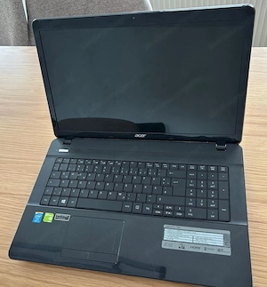 Acer Aspire E1-772G   17,3 Zoll Laptop Bild 2