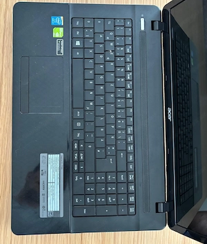 Acer Aspire E1-772G   17,3 Zoll Laptop Bild 3