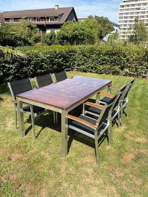 Gartenmöbel zu verkaufen (Tisch mit 6 Stühlen) Bild 9