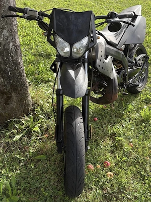 Derbi Senda 50 schwarz, Bj. 2006, viele neue Teile Bild 5