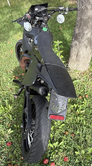 Derbi Senda 50 schwarz, Bj. 2006, viele neue Teile Bild 3