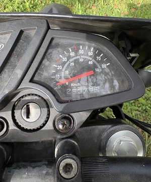 Derbi Senda 50 schwarz, Bj. 2006, viele neue Teile Bild 4