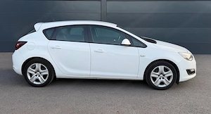 Opel Astra 1,7 CDTI Ecotec Edition Start Stop System (2015) Bild 3
