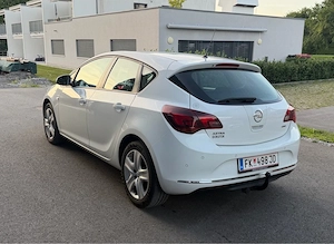 Opel Astra 1,7 CDTI Ecotec Edition Start Stop System (2015) Bild 5