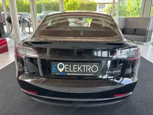 Tesla Model 3 Bild 5