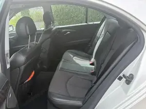 Mercedes-Benz E-Klasse Bild 8
