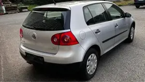 VW Golf V 1.9 TDI 4Motion   Motorschaden Bild 3