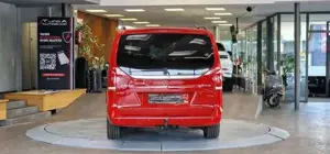 Mercedes-Benz V 220 Bild 8