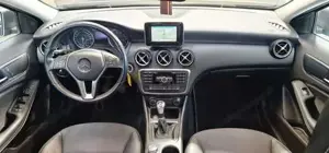 Mercedes-Benz A 180 Bild 10