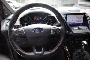 Ford Kuga Bild 11