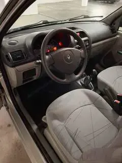 Renault Clio Bild 9