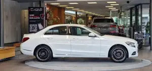 Mercedes-Benz C 180 Bild 4