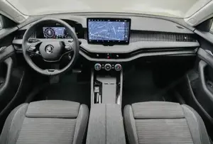 Skoda Superb 1.5 TSI mHEV Selection Massage PDC ACC Bild 7