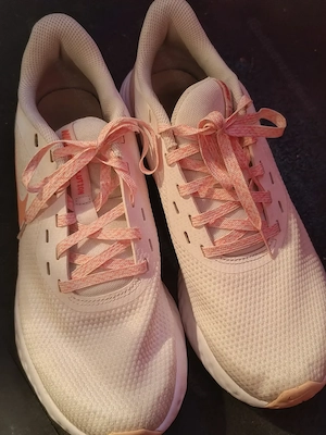 Nike Sportschuhe Bild 4