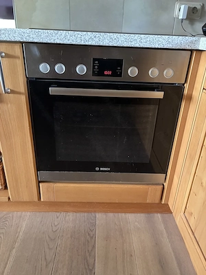 Backofen und Kochfeld Bild 3
