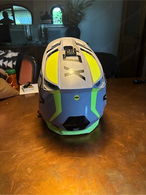 Motocross Helm Bild 2