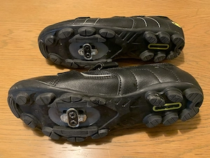 Shimano Radschuhe Gr. 42, neuwertig, zu verschenken! Bild 3