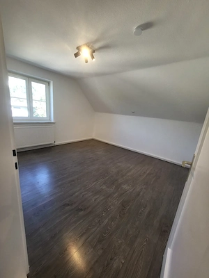 Schöne, helle 3 Zimmer Dachgeschoßwohnung in Bregenz, Privatverkauf  Bild 4