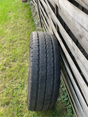 continental reifen 225 75 R16 CP Bild 3