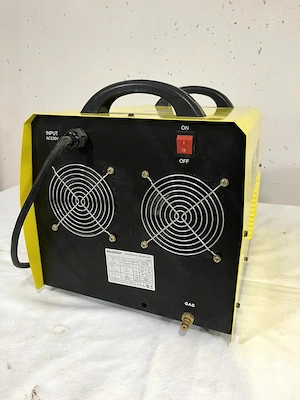 Weldinger WE 200P AC DC WIG Schweißgerät inkl. Zubehör und Schweißstäbe Bild 2