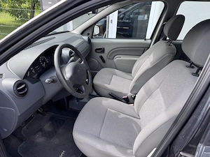 Dacia Logan, 1,6 Benzin* Nur 58000Km*  Bild 5