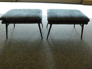Zu verschenken: Big Sofa 294 cm, zerlegbar + 2 Hocker Bild 5