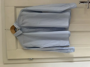 Bluse in Größe 34 hellblau