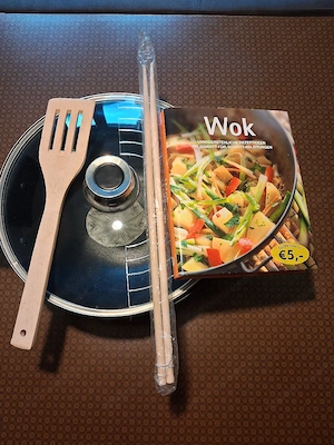 Wok -Set 6-teilig und Wok - Buch für Kochanleitung Bild 4