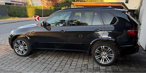 BMW X5 xDrive30d Aut. SUV   Geländewagen Bild 3