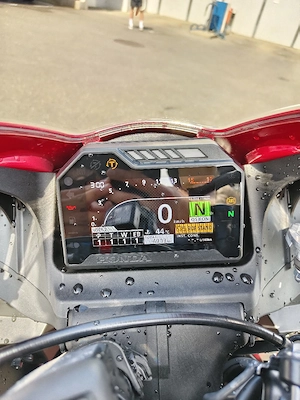 Honda CBR600rr Bild 4