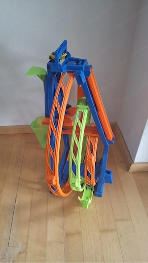 Hot Wheels Triple Loop Kit Bild 2