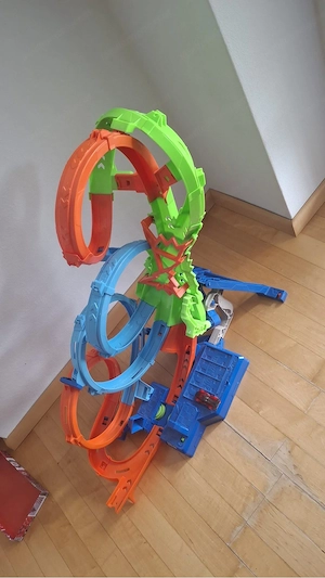 Hot Wheels 4-Loop Crash-Out Bild 2